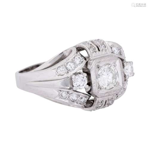 Ring with diamonds of total approx. 1,27 ct (hallmarked),