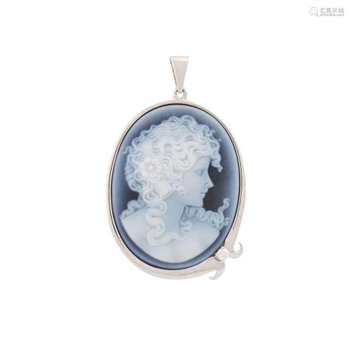 Pendant with agate cameo and diamond ca. 0,06 ct,