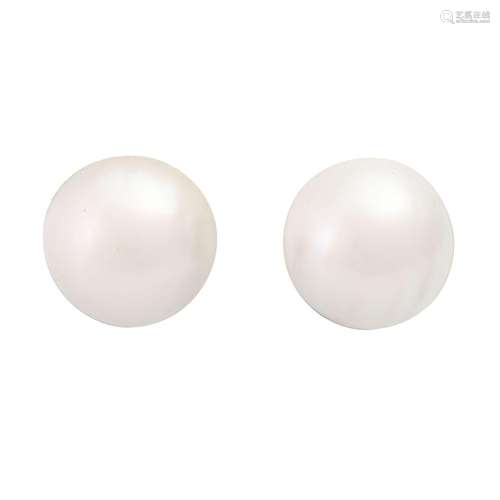 Ear clip studs with mabe pearls