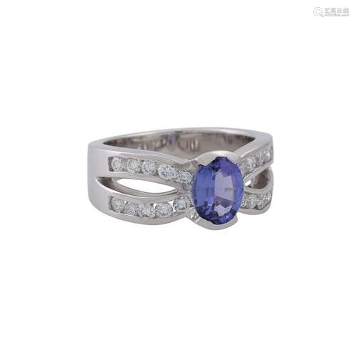 Ring with tanzanite ca. 1,4 ct and diamonds