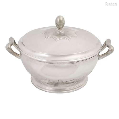 GERMANY "Lidded tureen" 800 silver, 20th c.