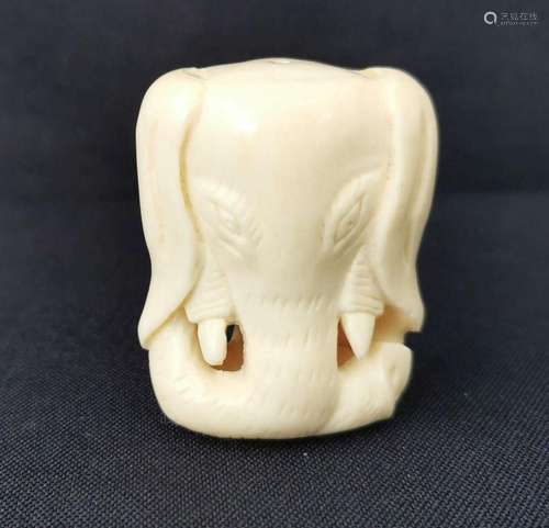 NETSUKE / OKIMONO: ELEPHANT