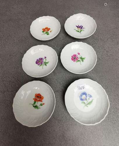 6 MEISSEN BOWLS