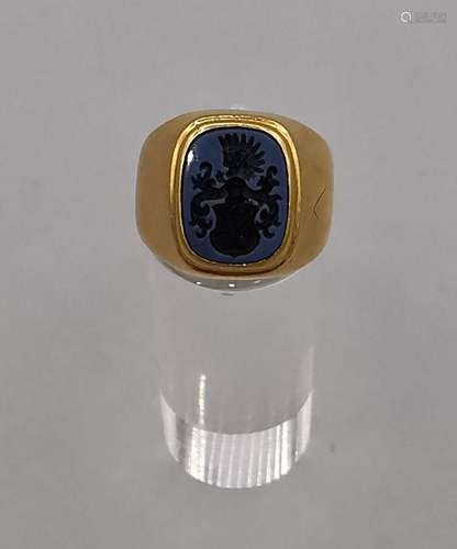 HERALDIC RING