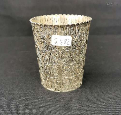 SILVER CUP WITH FILIGREE / VESSEL WITH FILIGREE