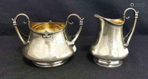 HISTORISM MILK JUG AND SUGAR POT