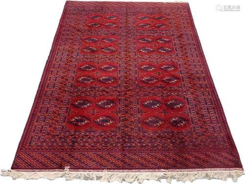 Tapis Bokhara.