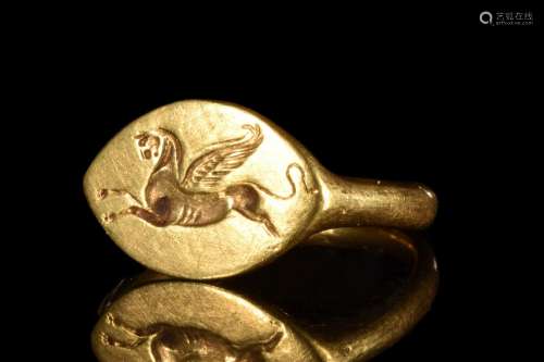 PTOLEMAIC GOLD SEAL RING WITH GRYPHON