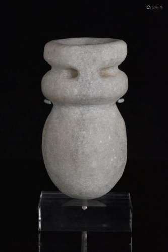 EARLY EGYPTIAN MARBLE VESSEL