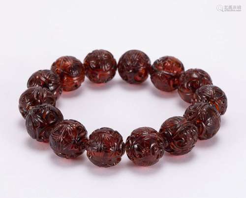 Qing Dynasty Amber Handstring