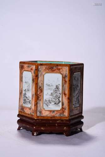 Qing Dynasty stone pattern glaze gilding pen pot