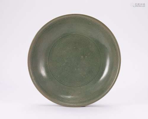 Green glaze plate