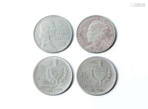 Lote de cuatro monedas de plata (900 mil): República de CUBA...