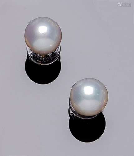Pareja de bellas perlas australianas esféricas, de 11 mm, de...