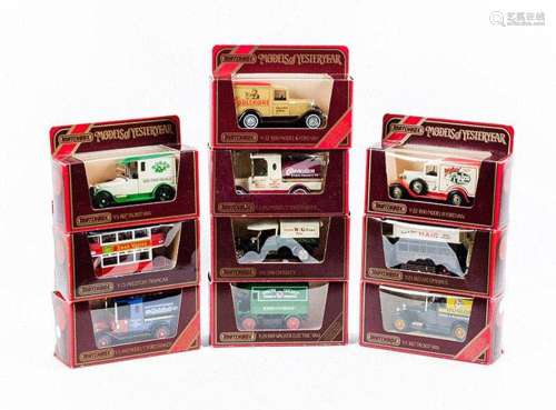 Colección de 10 miniaturas vintage, de réplicas de vehículos...
