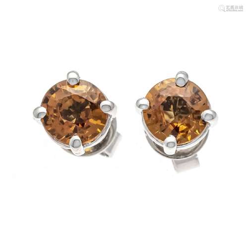 Mandarin garnet stud earrings WG 7