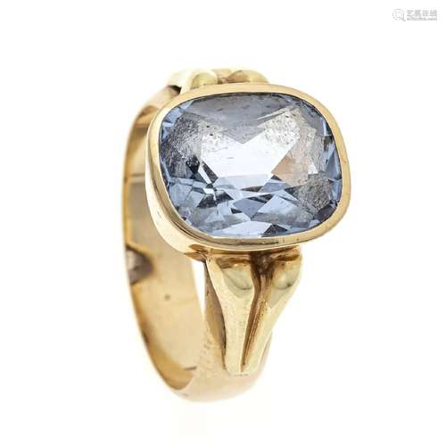 Gemstone ring GG 585/000 with an a