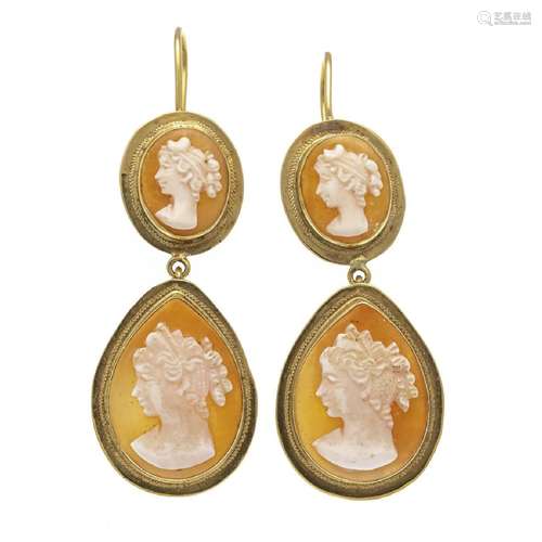 Gem earrings GG 750/000 unstamped,