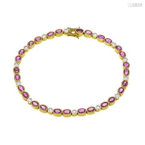 Ruby bracelet GG 585/000 with 28 e