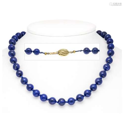 Lapis lazuli necklace with pin cla