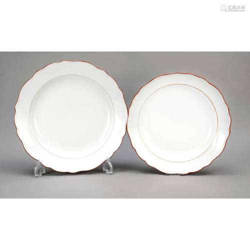 Two round serving plates, Meissen