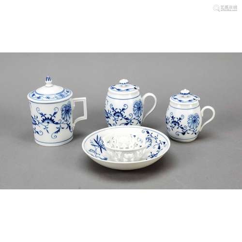 Set of four pieces, Meissen, 2nd