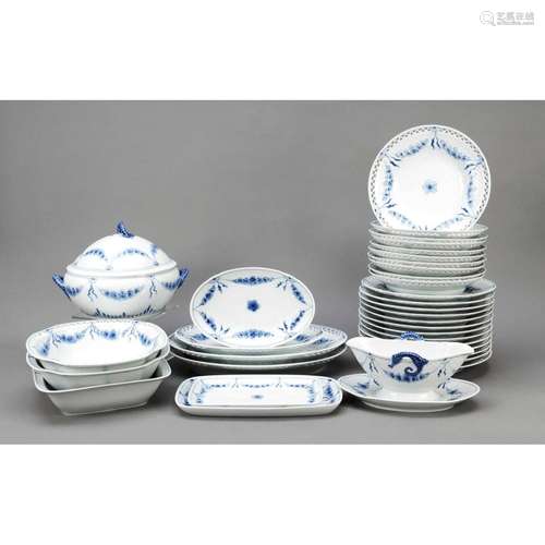 Dinner service, 36 pieces, Bing &