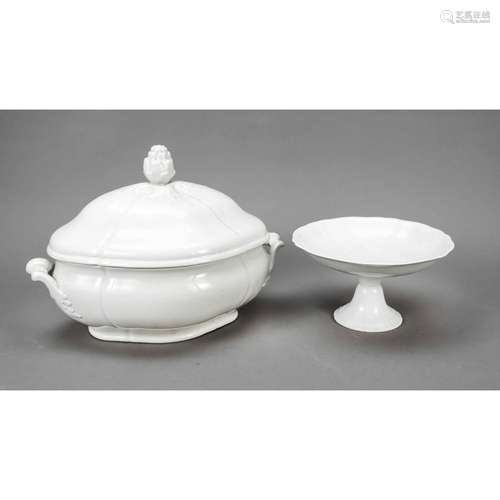 Tureen with lid and bowl with top