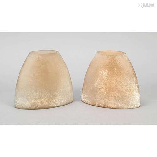 Pair of vases, 2nd half of 20th c