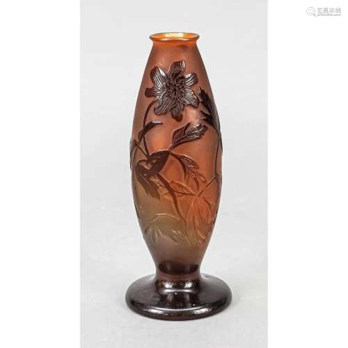 Small vase, France, c. 1920, Emil