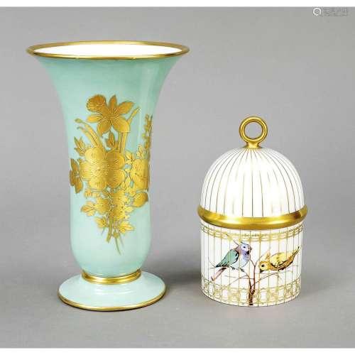 Two ornamental pieces, vase, Hohe