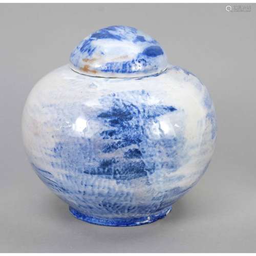 Artist lidded vase, Hanns Fay (18