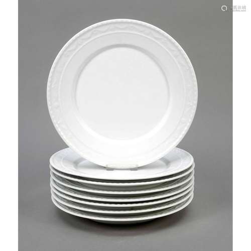 Eight flat dinner plates, KPM Ber