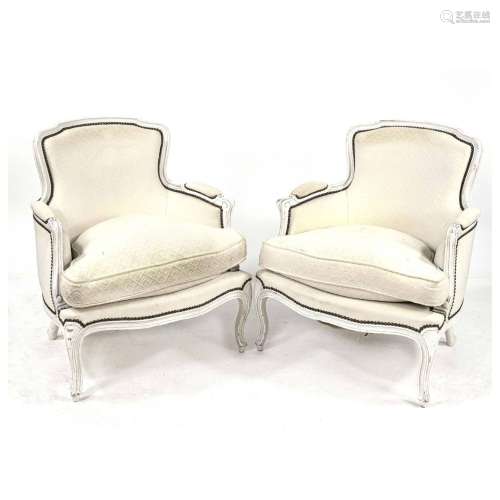 Pair of bergeres in baroque style,