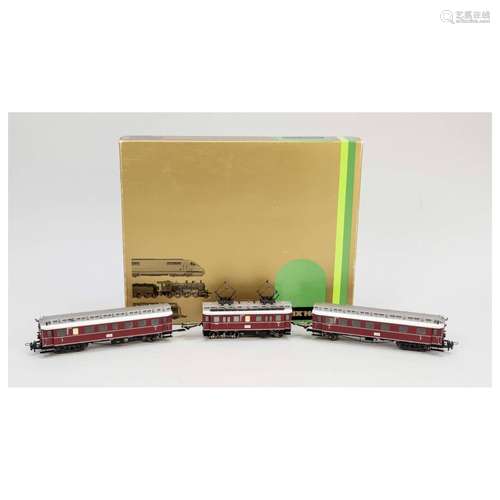 TRIX H0 Express, 3-piece train set