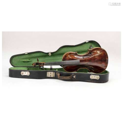 Violin in a violin case, violin pr