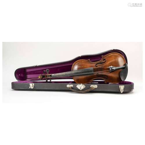 Violin in violin case, instrument