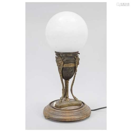 Mariage lamp, late 19th c. Profile