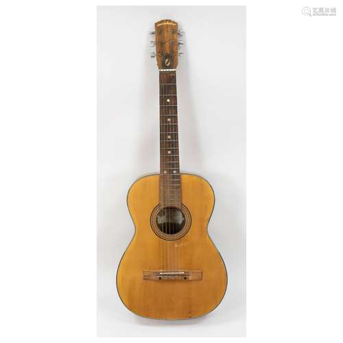 Acoustic guitar, 20th century, mar