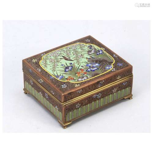 Cloisonné lidded box, Japan, aroun