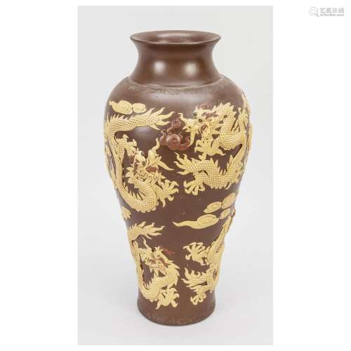 Dragon vase, China or Indonesia, ea