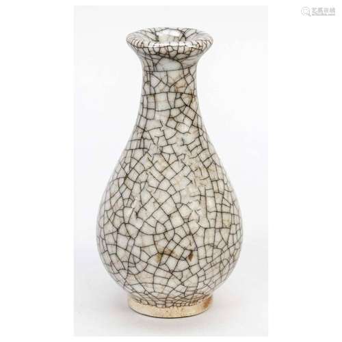 Bottle vase with Ge-glaze, China, p