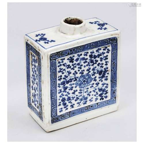 Tea caddy, China, probably 19th c.,