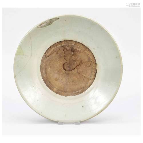 Large celadon plate, China, Yuan dy