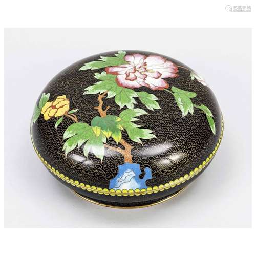 Lidded enamel cloisonné box, China,