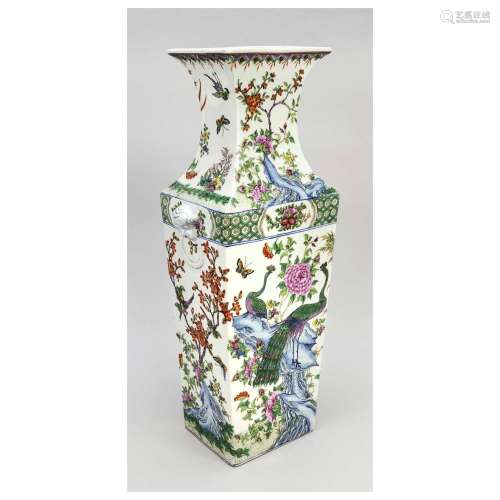 Large floor vase in the shape of a