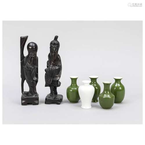 Chinese way with vase assortment, C