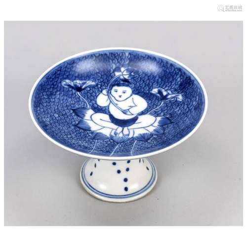 Blue and white footed bowl, China,