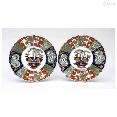 Pair of Imari plates, Japan, probab