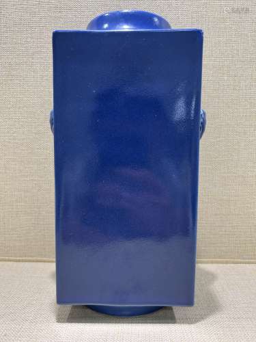 清同治 霁蓝釉象耳方瓶